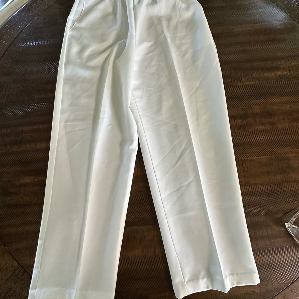 Bobbie Brooks White Trousers Classic Straight-Leg Design